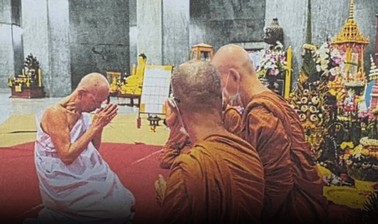 “หลวงพ่อเมือง” พระเถระชื่อดังจังหวัดกาฬสินธุ์ ลาสิกขาในวัย 79 ปี หลังถูกร้องเรียนเสพเมถุน 9 ปี