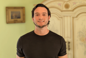 นักพัฒนาเว็บไซต์ปลดล็อกสร้างรายได้ 4 ช่องทาง ใช้ AI 6 ตัวขับเคลื่อนธุรกิจอัตโนมัติ สู่ความสำเร็จ