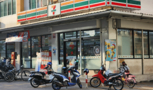 เปิดเคล็ดลับความสำเร็จ “Sub-Area License” กลยุทธ์อัจฉริยะของ 7-Eleven ที่ทำให้ครองใจคนไทยทั่วประเทศได้ตลอด 35 ปี