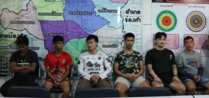 ตามรวบ 6 วัยรุ่นซ่าส์บุกทำร้ายทีมงานหมอลำดัง “ดอกเหมยเพ็ญนภา” ระหว่างแสดงงานประเพณีแข่งเรือกาฬสินธุ์